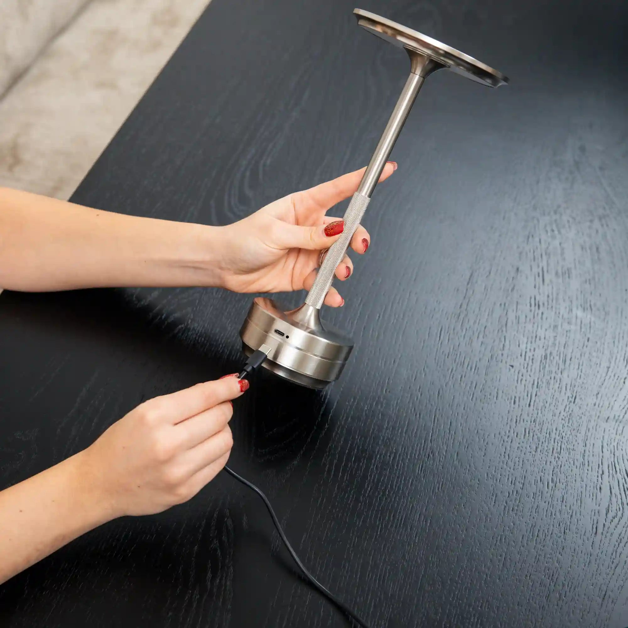 Tafellamp oplaadbaar + dimfunctie zilver