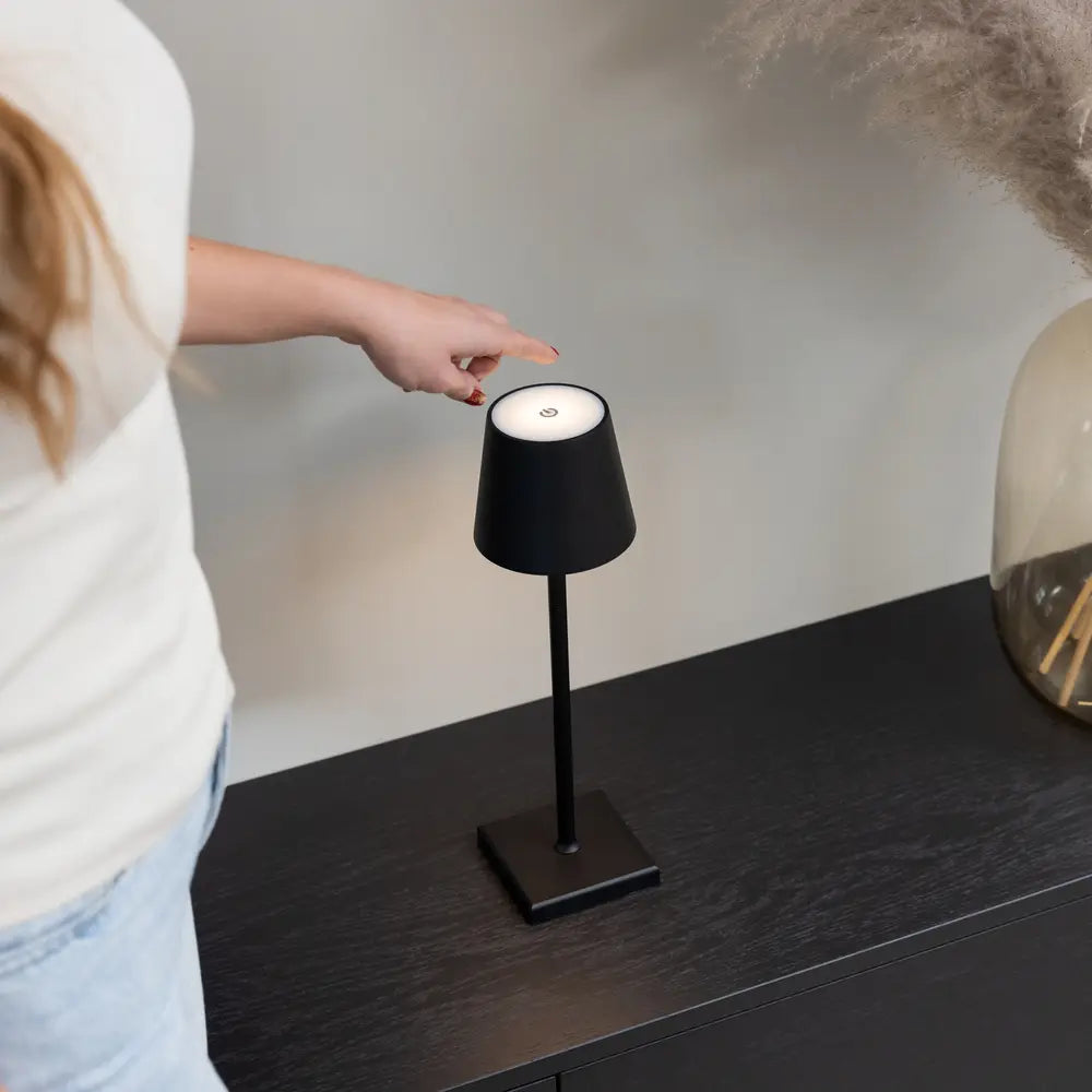 Tafellamp oplaadbaar + dimfunctie zwart
